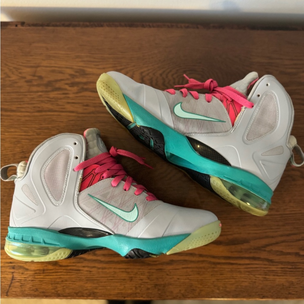EUC LeBron 9 P.S. Elite South Beach Men’s 11 RARE & Authentic - Picture 5 of 10